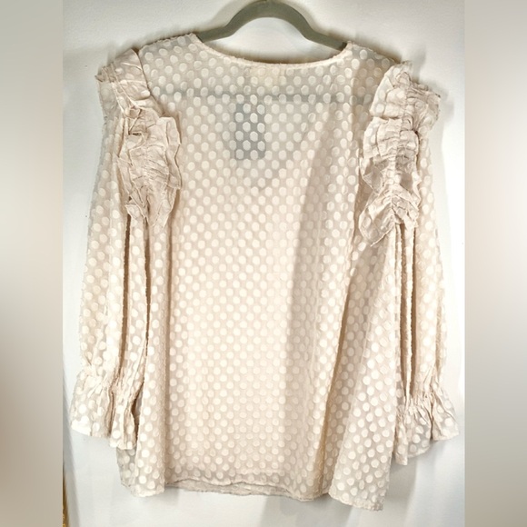 NWT Perch 3x Textured Ruffle Sleeve Polka Dot Top - Picture 6 of 6